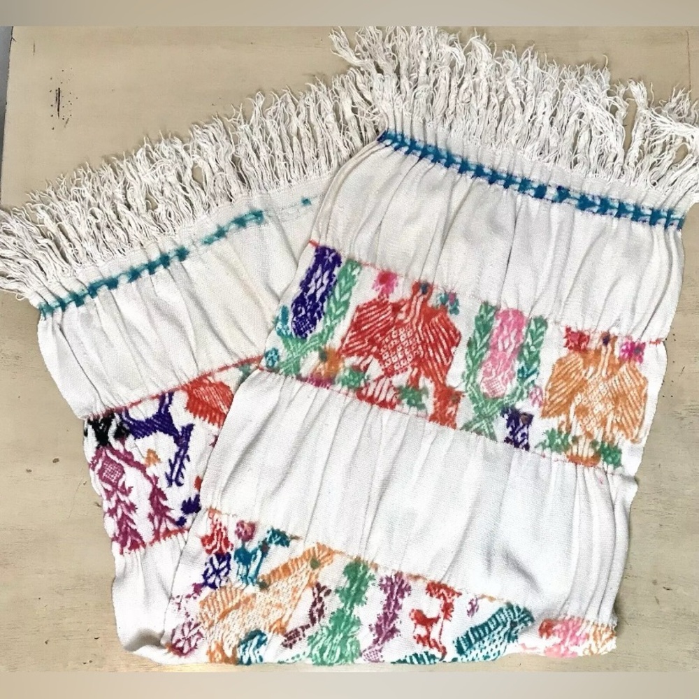 Vintage Guatemalan Hand Embroidered Cloth 39"